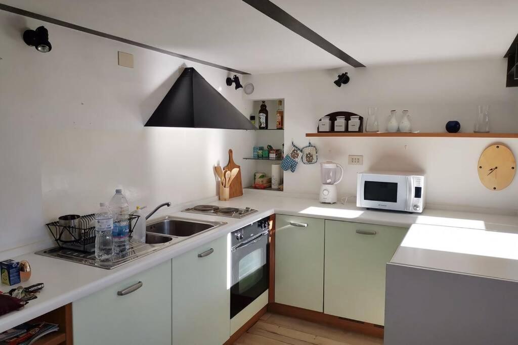 Studio Loft In The Center Sanremo For 3 People ภายนอก รูปภาพ
