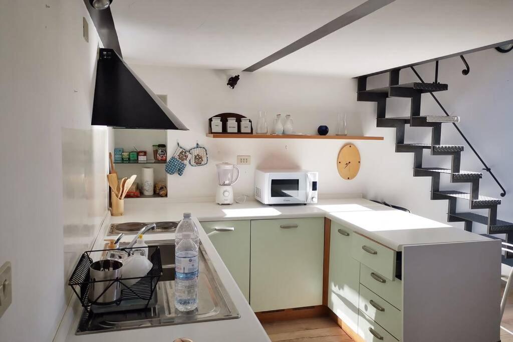 Studio Loft In The Center Sanremo For 3 People ภายนอก รูปภาพ