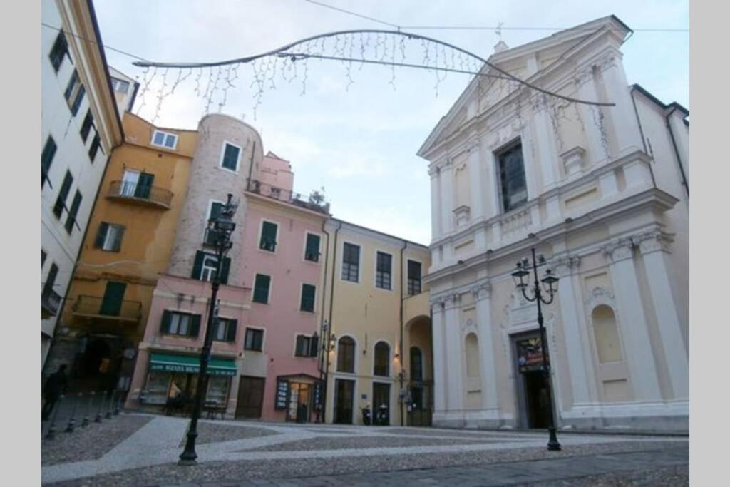 Studio Loft In The Center Sanremo For 3 People ภายนอก รูปภาพ
