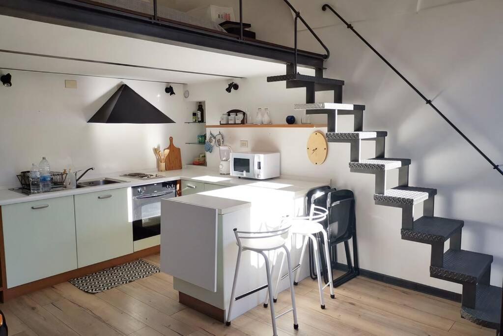 Studio Loft In The Center Sanremo For 3 People ภายนอก รูปภาพ