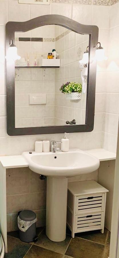 Studio Loft In The Center Sanremo For 3 People ภายนอก รูปภาพ